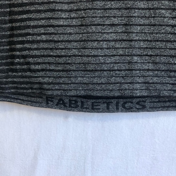 Fabletics top - Picture 2 of 5